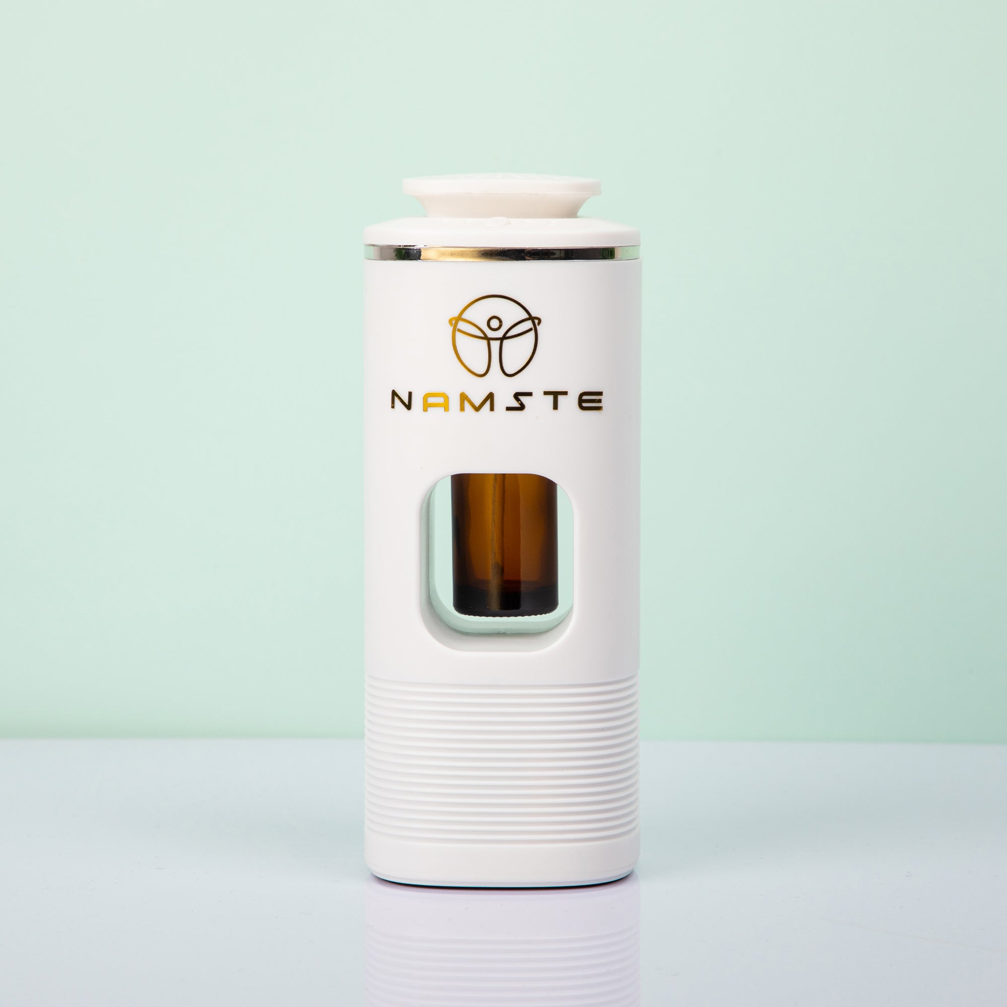 USB Aroma Diffuser – Bluetooth-Controlled Car & Home Diffuser, Silent Operation, Vibration-Activated, Portable