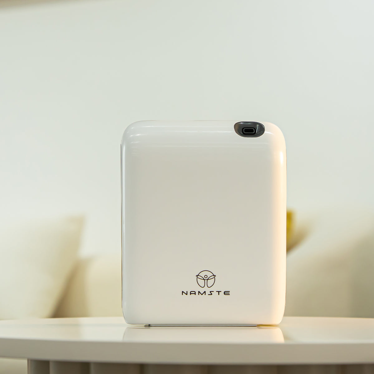 White Square Aroma Diffuser – Bluetooth-Controlled, Silent & Energy-Efficient for Small Rooms