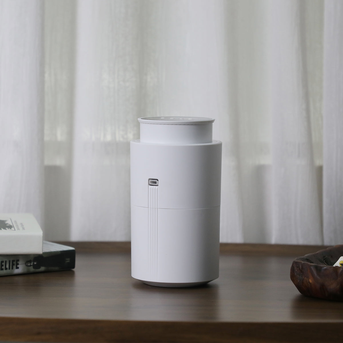 Modern Cylindrical Aroma Diffuser for Small Spaces