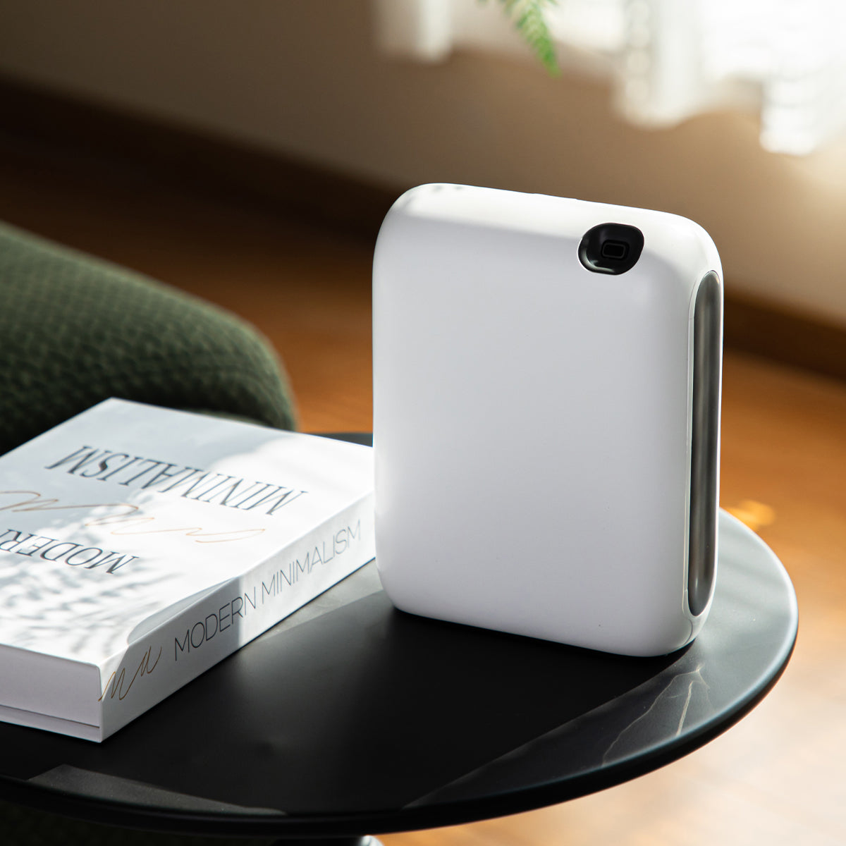 Square Aroma Diffuser – Bluetooth-Controlled, Silent & Energy-Efficient for Small Rooms