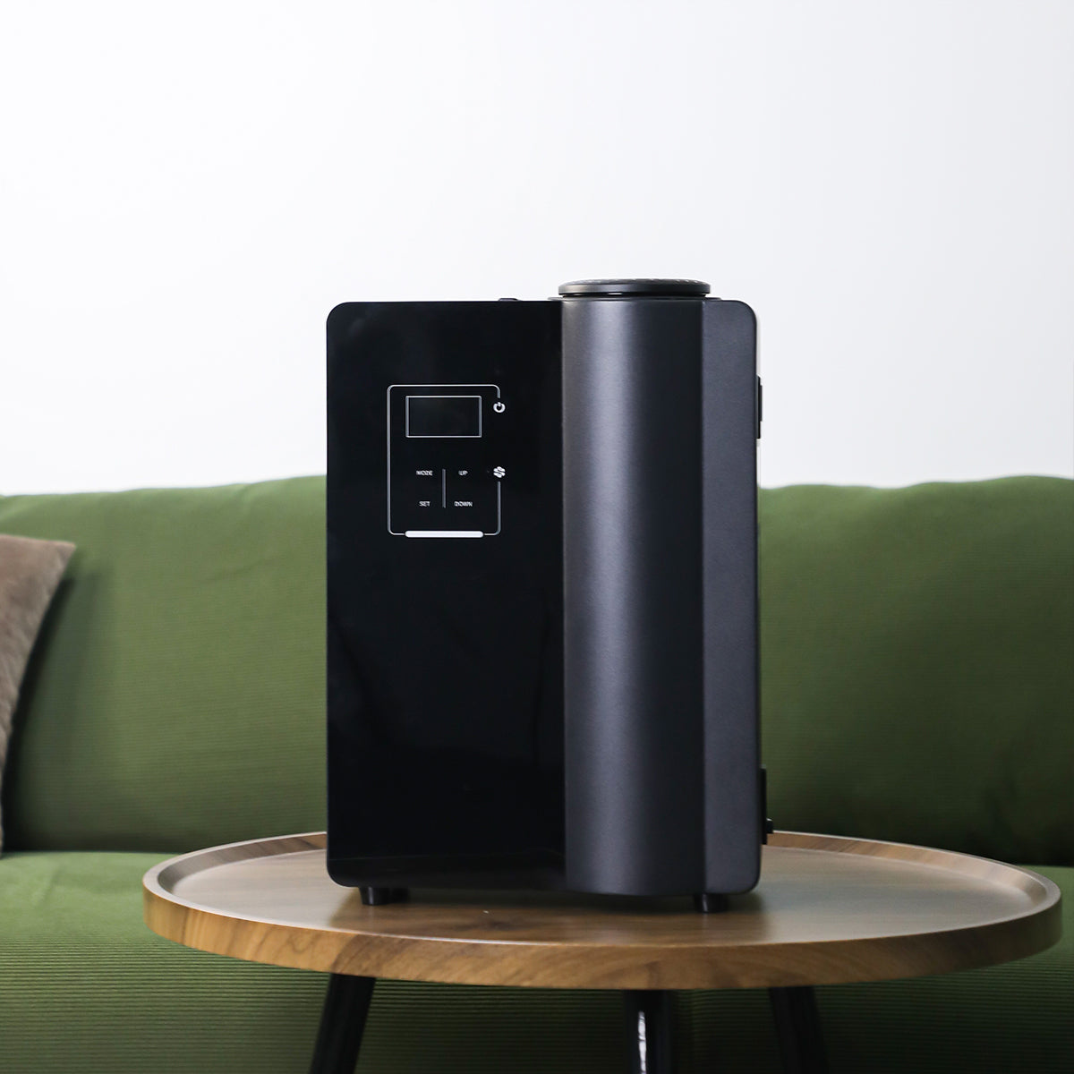 Smart Aroma Diffuser – Bluetooth & Touch Control, Large Coverage with Oil Level Detection