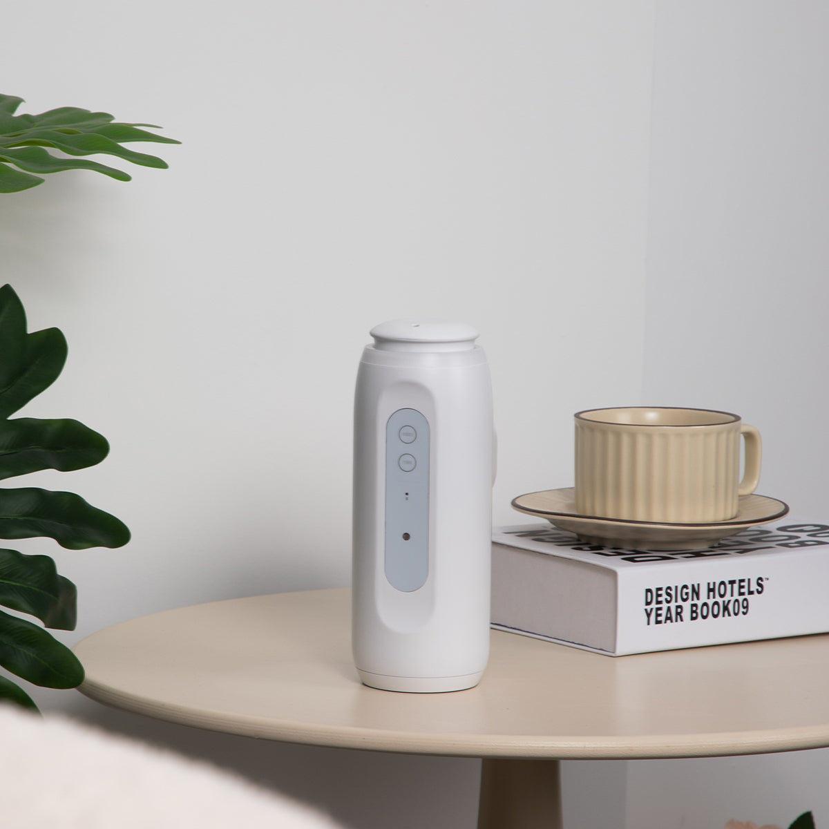 Bluetooth Aroma Diffuser – Cylindrical Design, Quiet & Efficient for Small Spaces